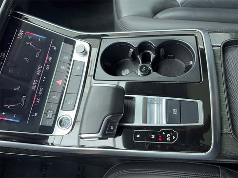 Used 2021 Audi Q7 3.0T Premium Plus image 31