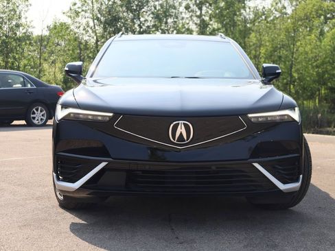 New 2024 Acura ZDX Type S image 2