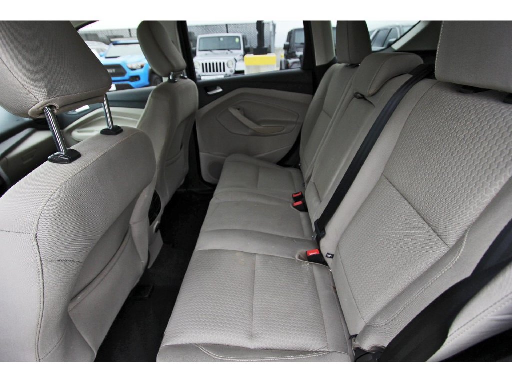 Used 2019 Ford Escape SE FWD image 7