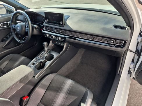 Used 2024 Honda Civic Sport image 33