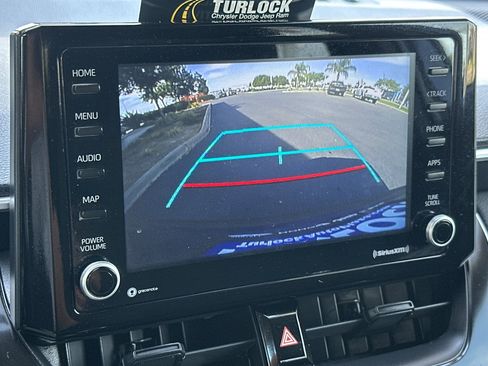 Used 2022 Toyota Corolla Cross LE image 20