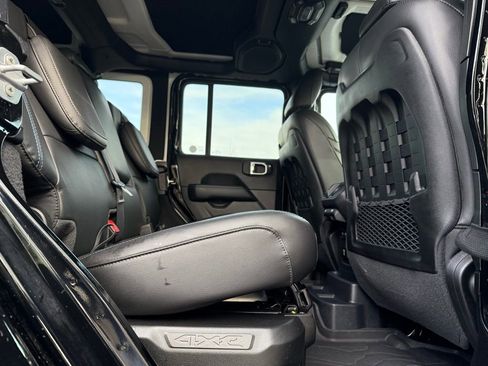 Used 2023 Jeep Wrangler Unlimited Rubicon 4xe w/ Steel Bumper Group image 19