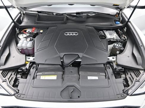 Used 2019 Audi Q8 Premium w/ Towing Package image 35