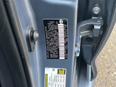 Certified 2025 Toyota Corolla LE image 30