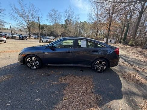 Used 2016 Honda Civic EX-T image 3
