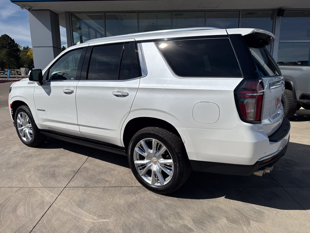 Used 2022 Chevrolet Tahoe High Country AWD/4WD image 3