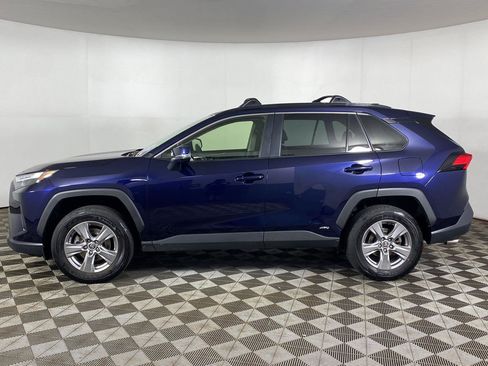 Used 2023 Toyota RAV4 XLE w/ Convenience Package AWD/4WD image 3