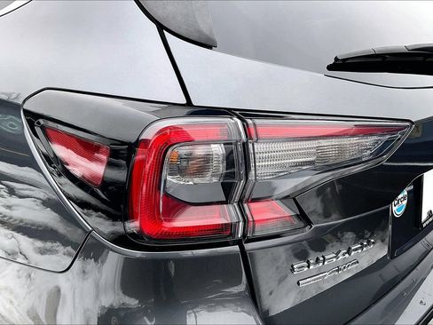 Used 2020 Subaru Outback Limited image 25