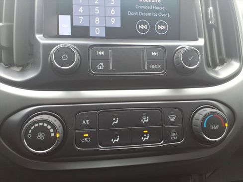 Used 2022 Chevrolet Colorado LT w/ LT Convenience Package image 25