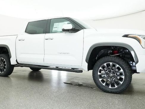 New 2026 Toyota Tundra Limited AWD/4WD image 28