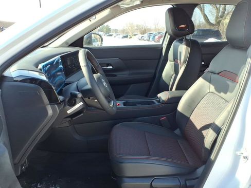 New 2026 Nissan Kicks SR image 27