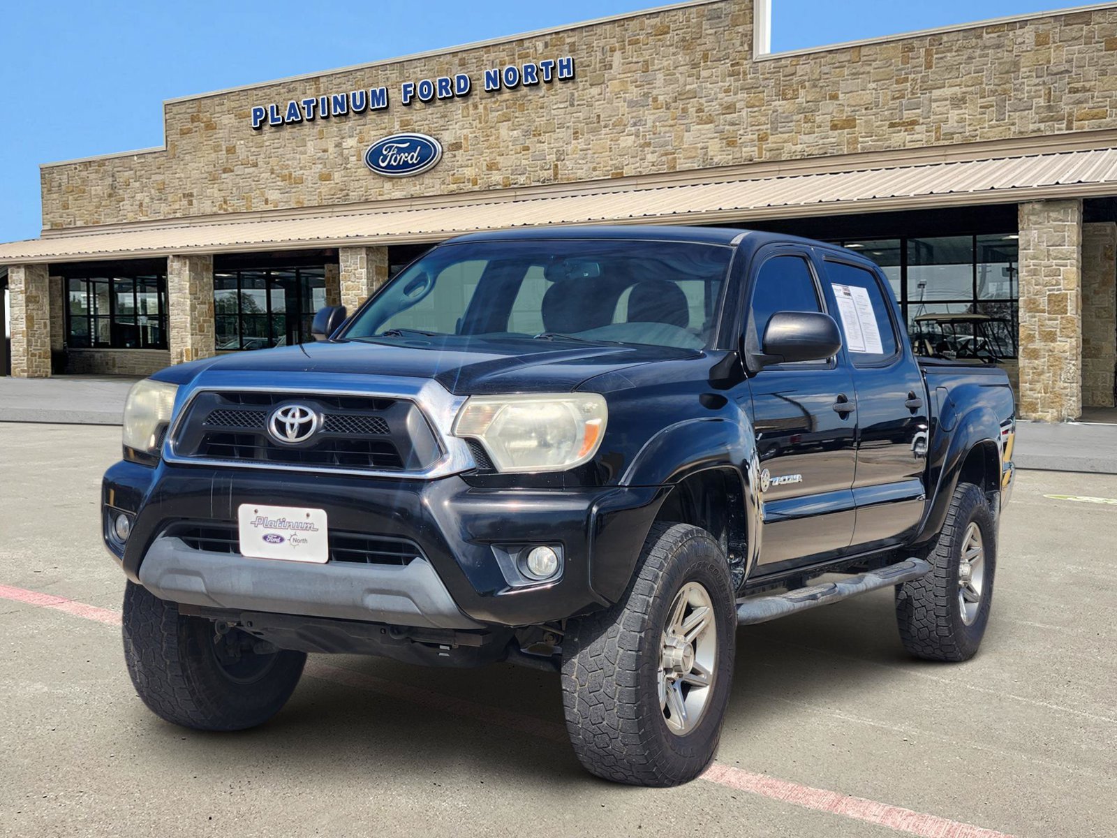 Used 2013 Toyota Tacoma PreRunner w/ SR5 Pkg RWD image 2