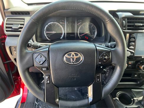 Used 2024 Toyota 4Runner TRD Off-Road image 17