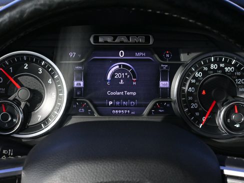 Used 2019 RAM 1500 Big Horn image 19