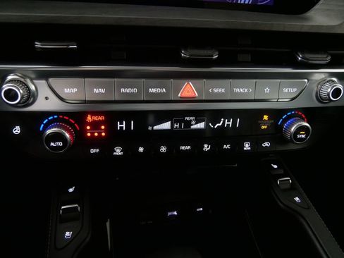 Used 2024 Kia Telluride SX Prestige X-Pro image 29