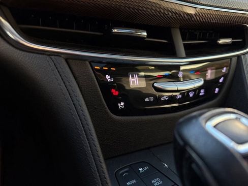 Used 2020 Cadillac CT6 Premium Luxury image 13