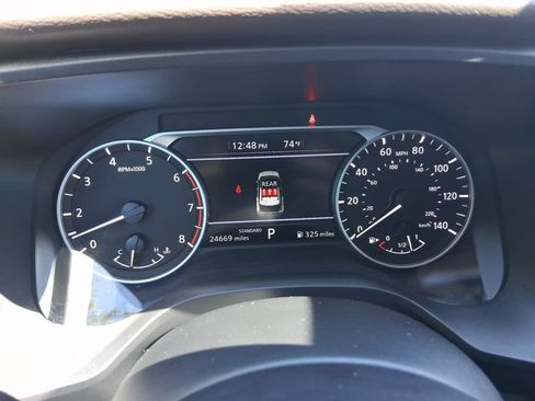 Used 2023 Nissan Rogue S FWD image 16