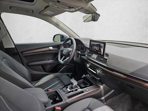 Certified 2023 Audi Q5 2.0T Premium Plus AWD/4WD image 10