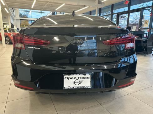 Used 2019 Hyundai Elantra Value Edition w/ Cargo Package image 7