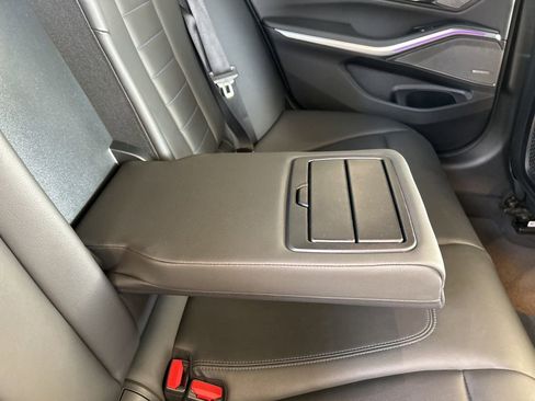 Used 2019 BMW 330i Sedan w/ M Sport Package image 28