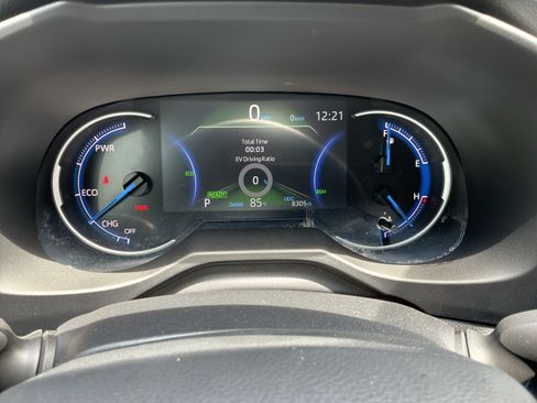 Used 2025 Toyota RAV4 Woodland Edition AWD/4WD image 21