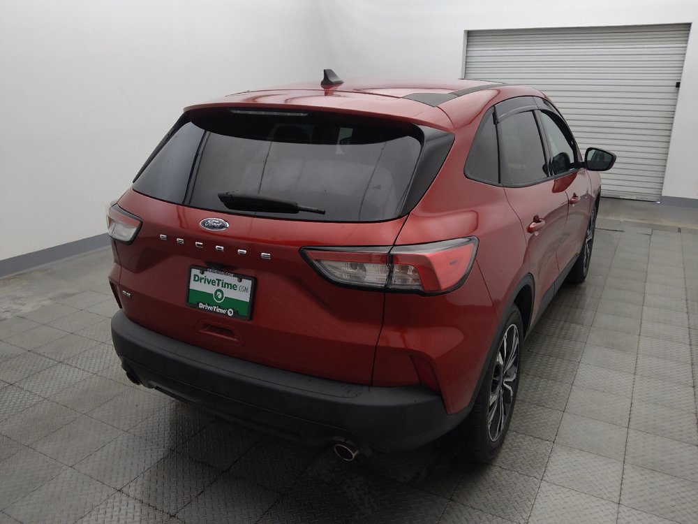 Used 2021 Ford Escape SE w/ SE Sport Appearance Package FWD image 7