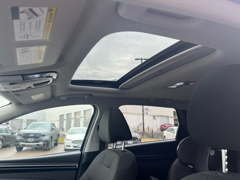 Used 2022 Hyundai Tucson SEL w/ Convenience Package image 9