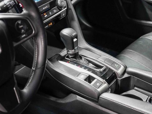 Used 2018 Honda Civic EX-L image 24