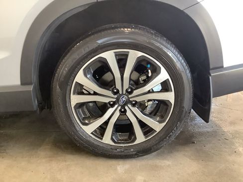 Used 2023 Subaru Forester Limited image 34