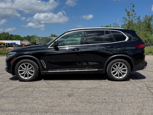Used 2023 BMW X5 xDrive40i AWD/4WD image 2