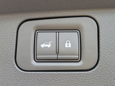 New 2026 Nissan Armada SL RWD image 11