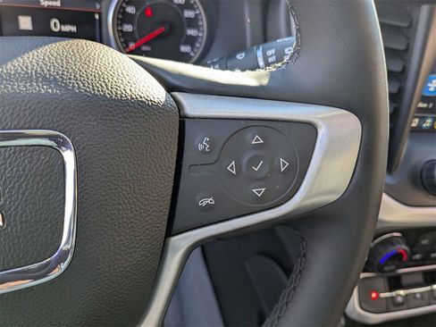 Certified 2023 GMC Acadia SLT w/ Elevation Edition image 25