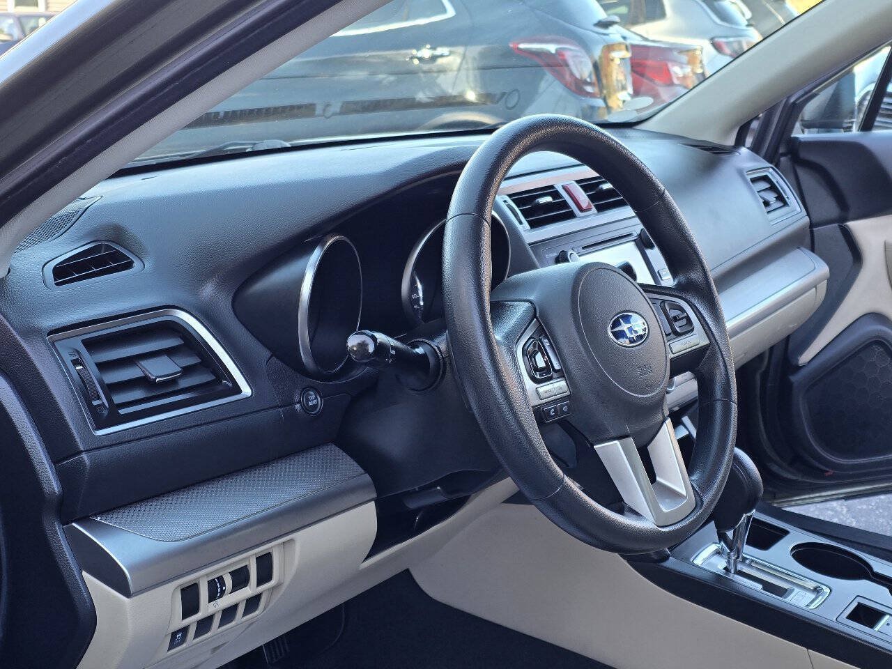Used 2016 Subaru Outback 2.5i AWD/4WD image 24