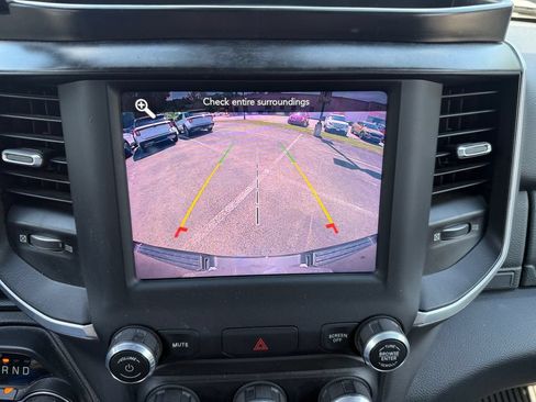 Used 2021 RAM 1500 Big Horn AWD/4WD image 18