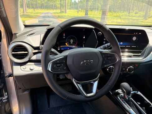 New 2026 Chevrolet Trax ACTIV w/ Driver Confidence Package FWD image 15