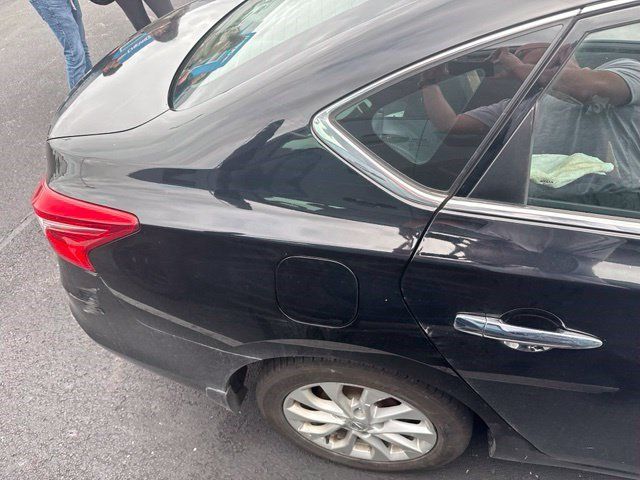 Used 2019 Nissan Sentra SV FWD image 9