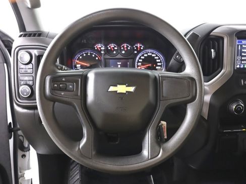 Used 2022 Chevrolet Silverado 1500 Custom image 14