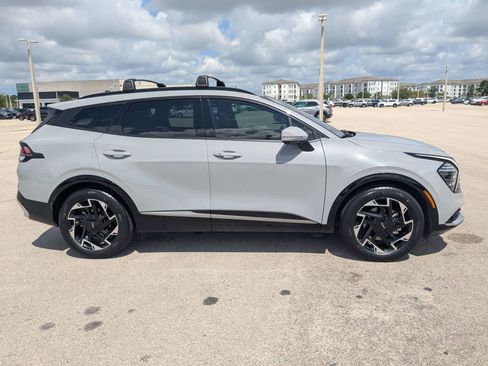Certified 2024 Kia Sportage SX FWD image 4