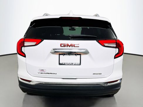 Used 2023 GMC Terrain SLT AWD/4WD image 6
