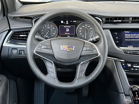 New 2025 Cadillac XT5 Premium Luxury w/ Technology Package image 19