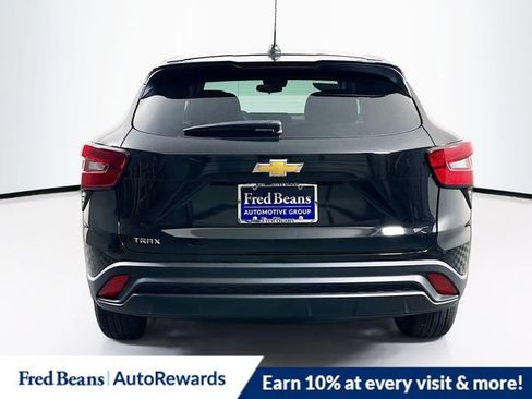 New 2026 Chevrolet Trax LS w/ LS Convenience Package image 5