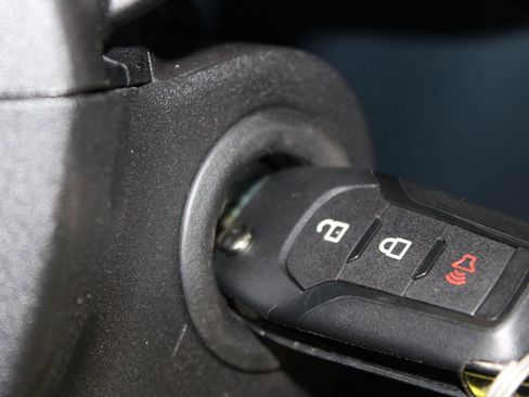 New 2026 Ford Maverick XL image 36