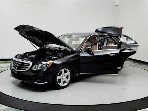 Used 2014 Mercedes-Benz E 350 Sedan image 9
