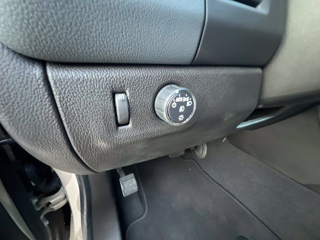 Used 2022 Chevrolet Colorado Z71 RWD image 36