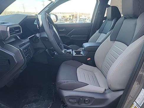 New 2026 Toyota Tacoma TRD Off-Road AWD/4WD image 28