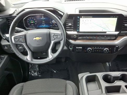 Certified 2026 Chevrolet Silverado 1500 LT AWD/4WD image 12
