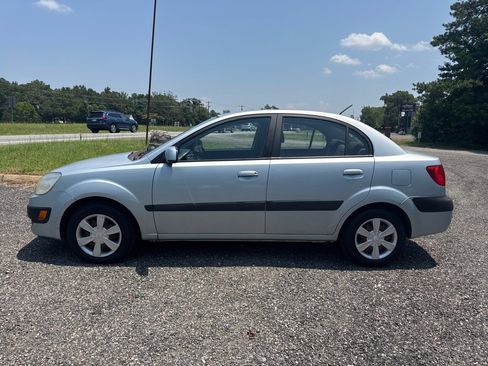 Used 2006 Kia Rio Sedan image 13
