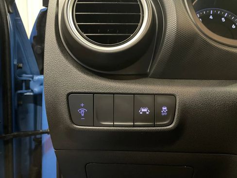 Used 2020 Hyundai Kona SE image 24