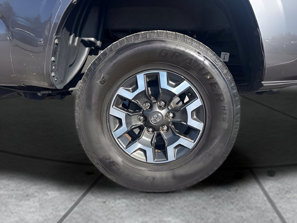 Used 2022 Toyota Tacoma SR RWD image 27