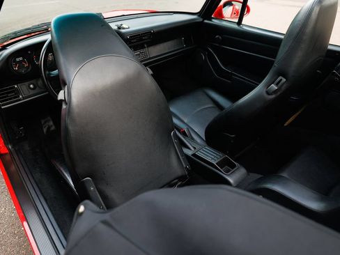 Used 1995 Porsche 911 Carrera RWD image 81